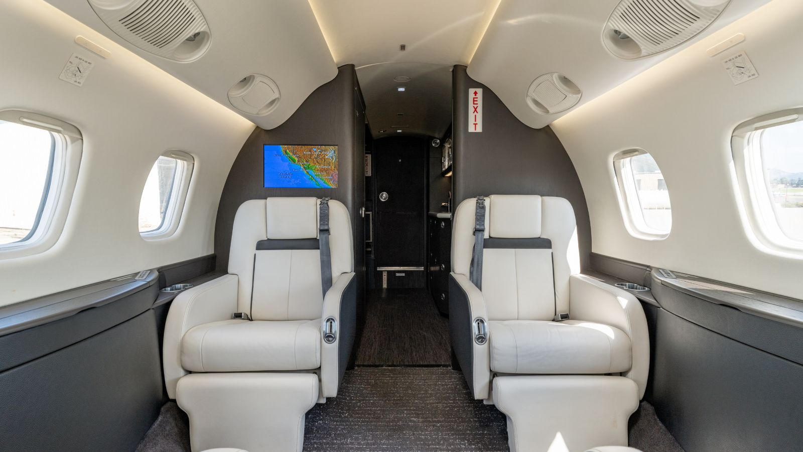 Legacy 600 6